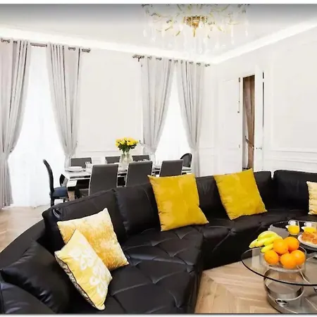 Casa *